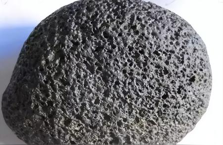 如何鉴别一块石头是否为陨石？