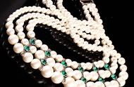 波西米亚风格：绿水晶珍珠项链的复古魅力