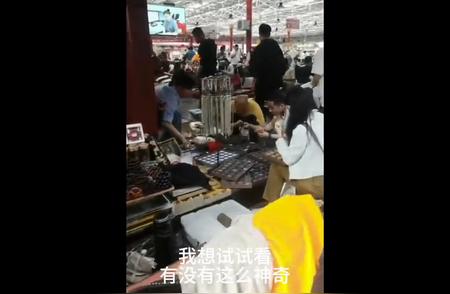 探秘北京必打卡地：潘家园古玩市场的魅力