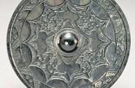 探索凉山宝藏：柿蒂八凤纹铜镜的历史之谜