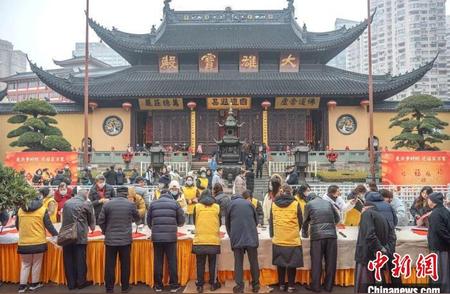 沪上书法家玉佛禅寺新年送祝福