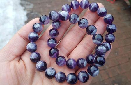 紫钛幽灵水晶：揭秘神秘魅力的来源