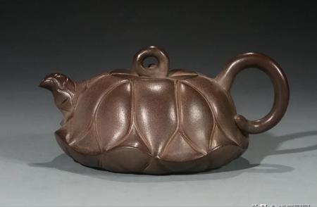 紫砂壶：传承千年的茶文化之魂