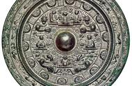 揭秘汉代铜镜收藏：探寻‘太一出行’纹饰的独特魅力