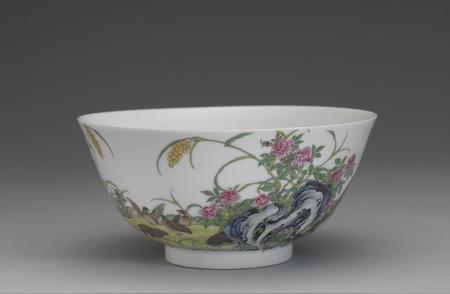 揭秘台北故宫博物院珍藏的清雍正珐琅彩瓷器
