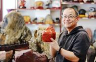 王钢：32年收藏奇石，许昌的“玩石达人”