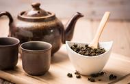 北大新研究揭示：每日饮茶超过4克，癌症风险增加？