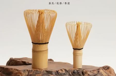 日式茶具的艺术与内涵：探索茶筅、茶杓和茶入的使用技巧