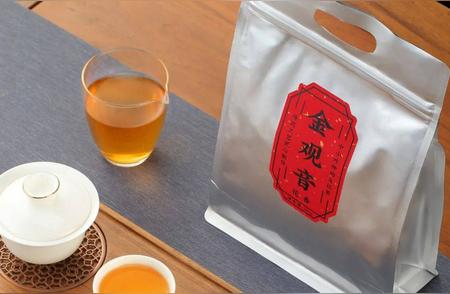乌龙红茶的美妙融合：君有易道茶，你尝试过吗？