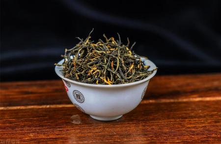 绿茶和红茶：品种差异全解析