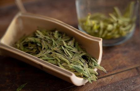 探索红茶与绿茶：6种茶的最佳品饮期限及保质时长