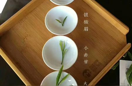 揭秘金骏眉：正山小种红茶的顶级享受
